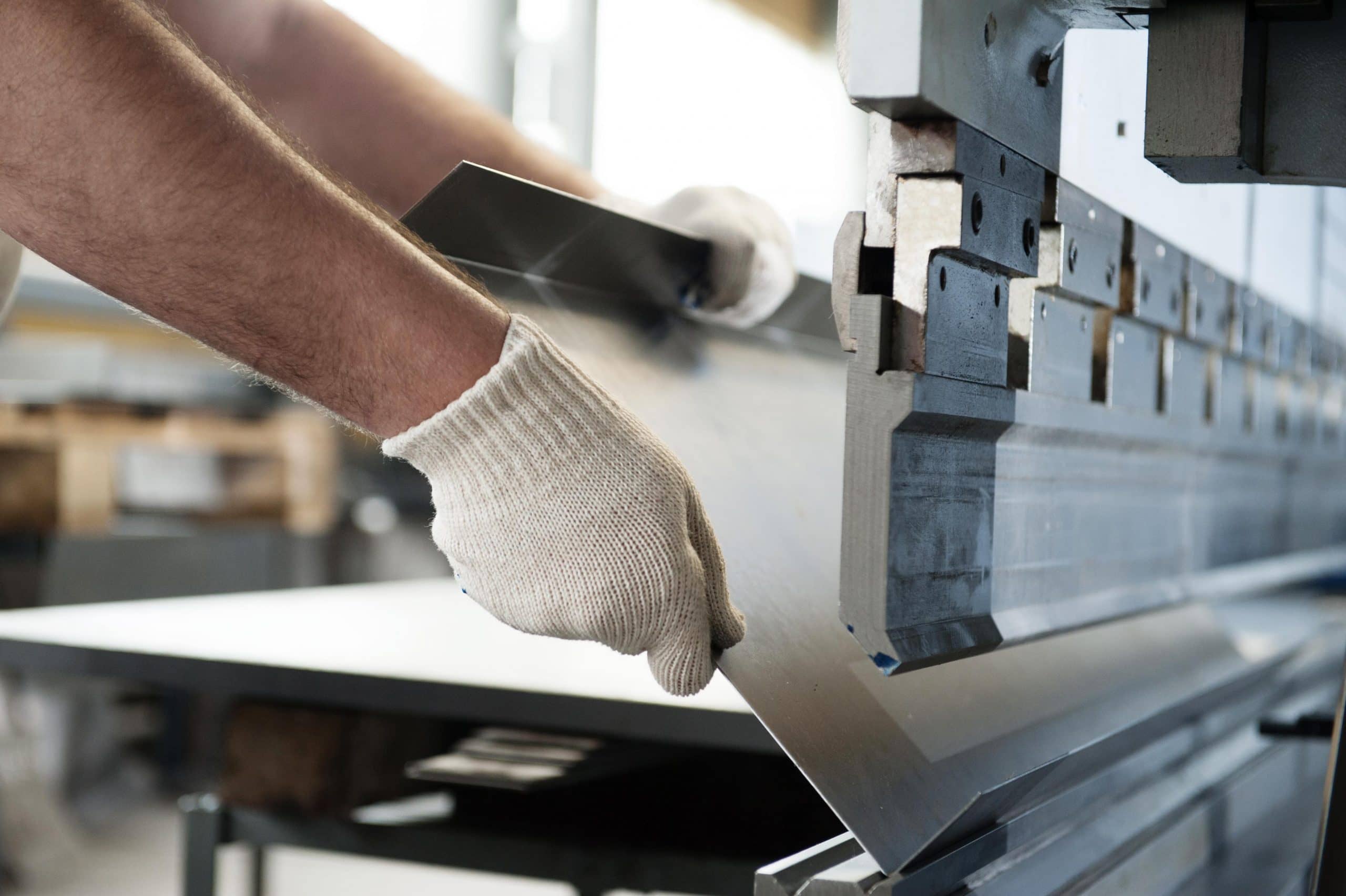 Пример установки двери — Производство